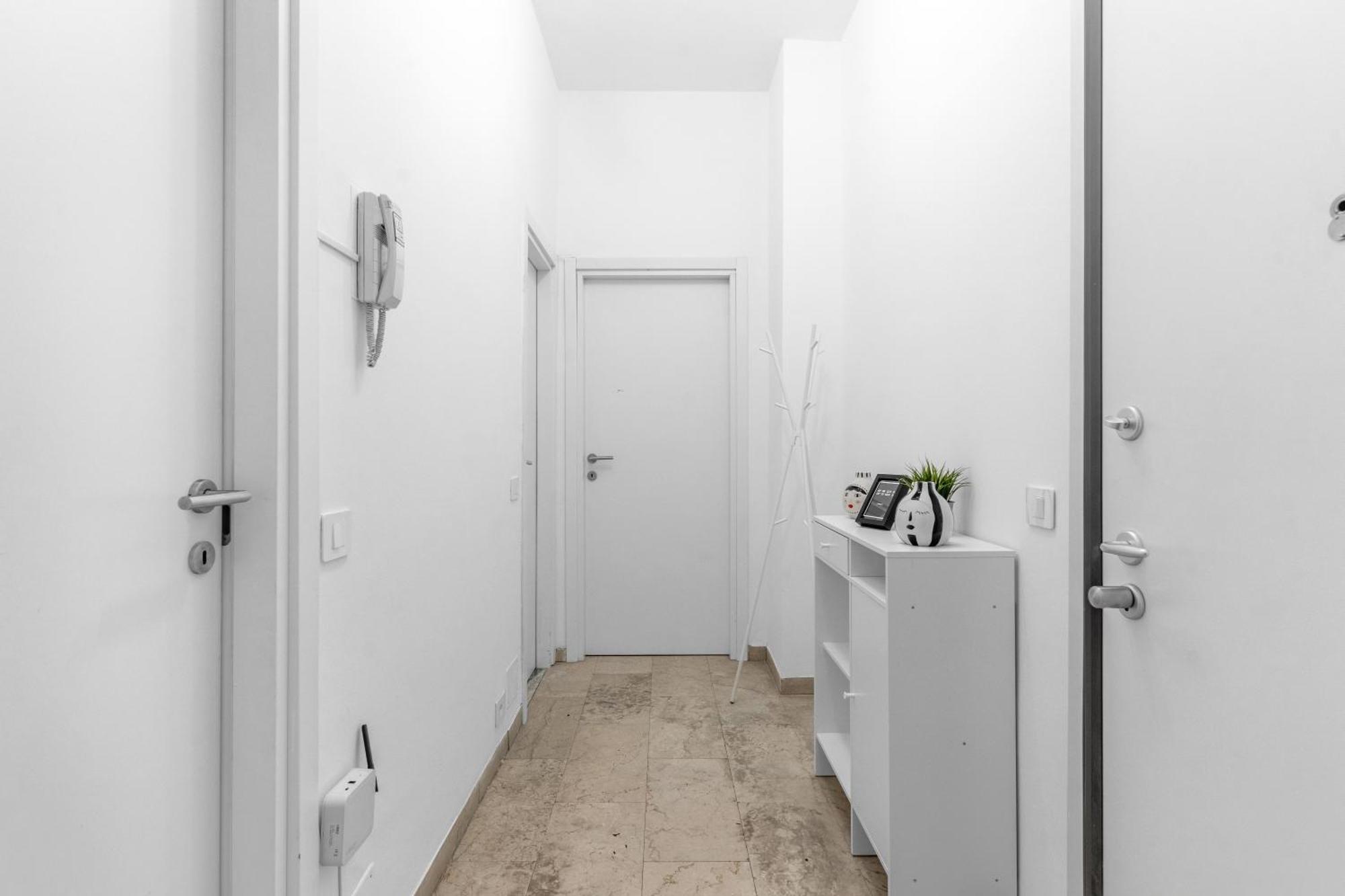 Apartment Vald10 -niguarda- New Luxury Large Milan